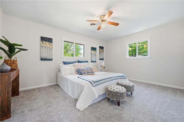 1121 Oakhurst Drive, Slatington Boro, PA 18080