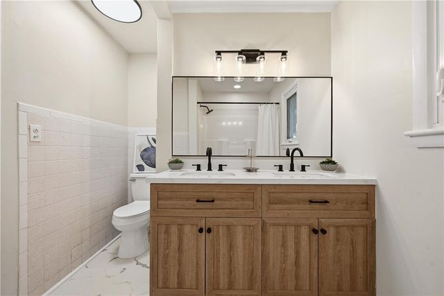 1121 Oakhurst Drive, Slatington Boro, PA 18080