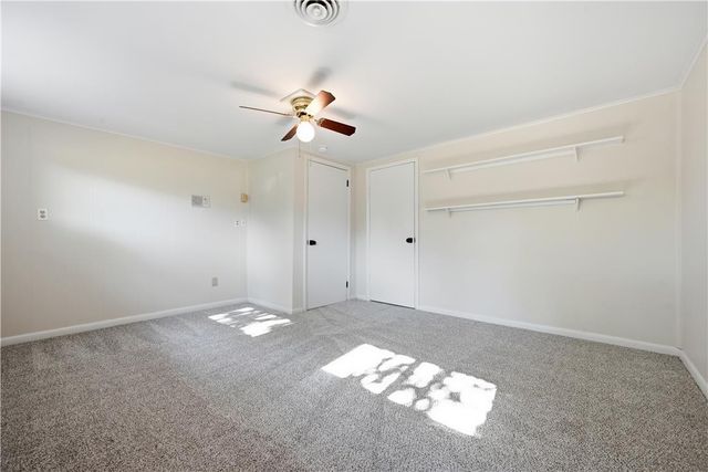 1121 Oakhurst Drive, Slatington Boro, PA 18080