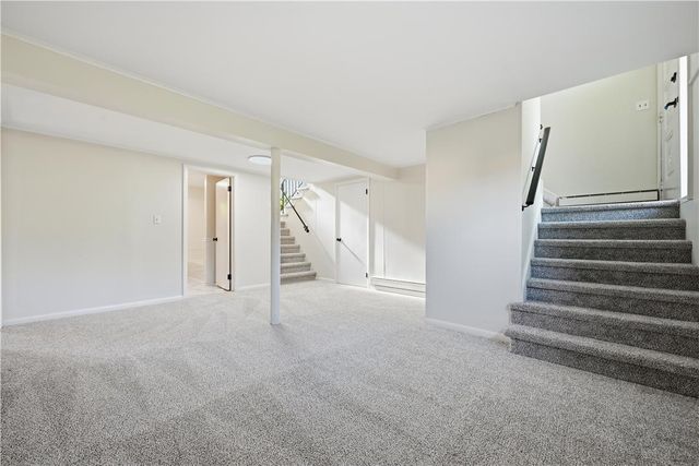 1121 Oakhurst Drive, Slatington Boro, PA 18080