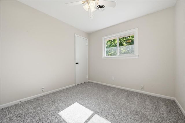 1121 Oakhurst Drive, Slatington Boro, PA 18080