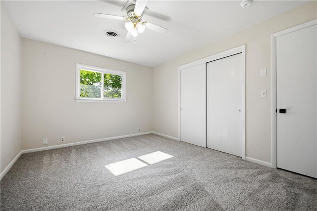 1121 Oakhurst Drive, Slatington Boro, PA 18080