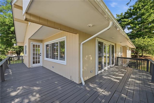 1121 Oakhurst Drive, Slatington Boro, PA 18080