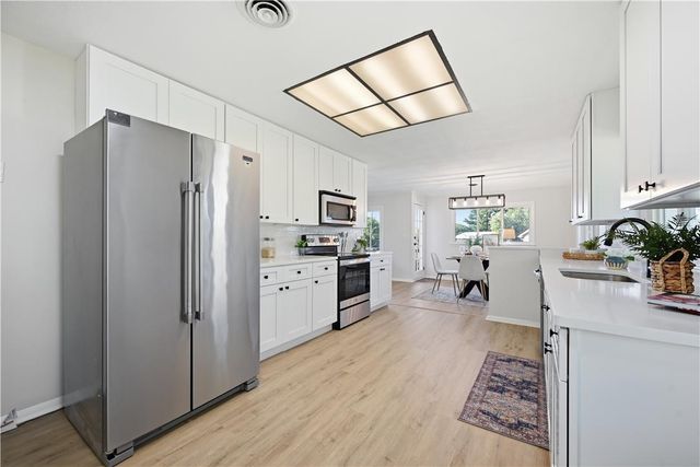 1121 Oakhurst Drive, Slatington Boro, PA 18080