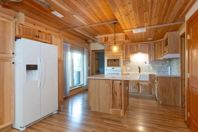 12 Charlo Drive, Hurricane, WV 25526