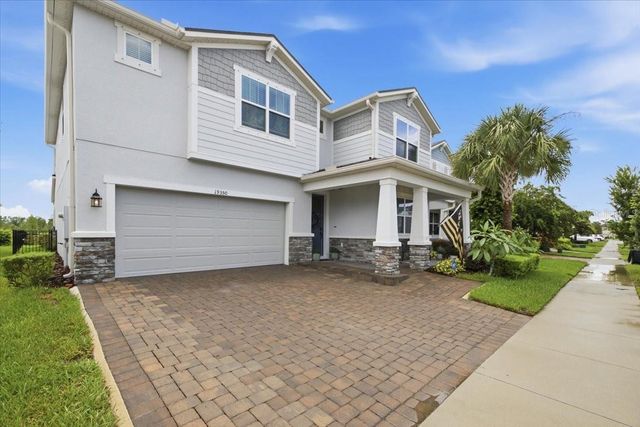 19350 BLUE POND DRIVE, Lutz, FL 33558