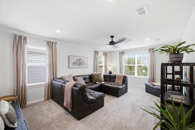 19350 BLUE POND DRIVE, Lutz, FL 33558