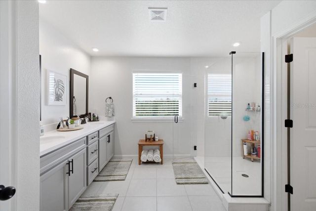 19350 BLUE POND DRIVE, Lutz, FL 33558