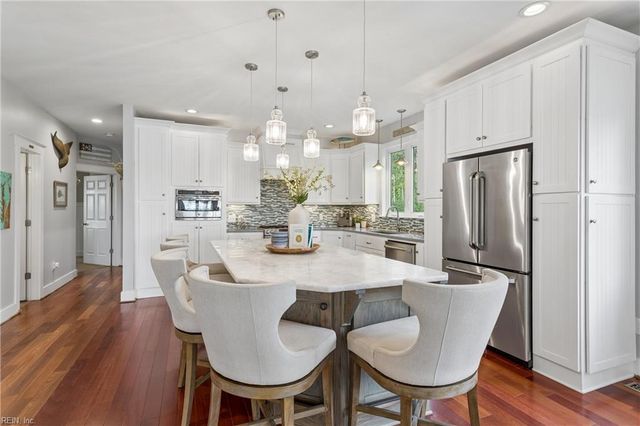 109 Vreeland DR, Yorktown, VA 23692