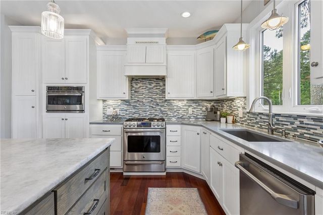 109 Vreeland DR, Yorktown, VA 23692