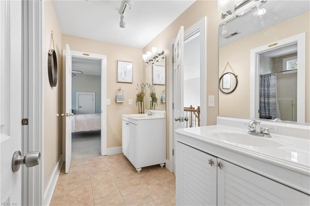 109 Vreeland DR, Yorktown, VA 23692