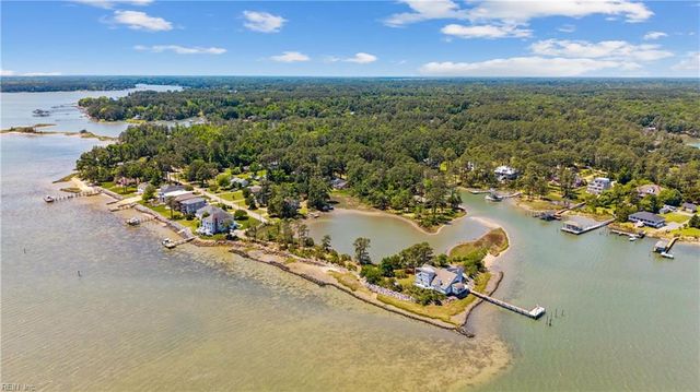 109 Vreeland DR, Yorktown, VA 23692