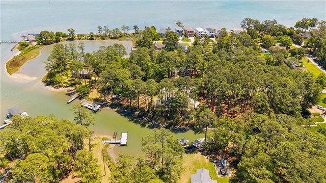 109 Vreeland DR, Yorktown, VA 23692