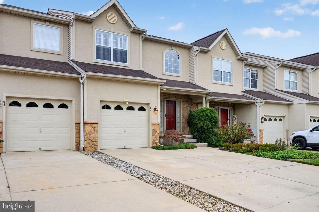 81 GLACIER DR, BERLIN, NJ 08009 — photo 3