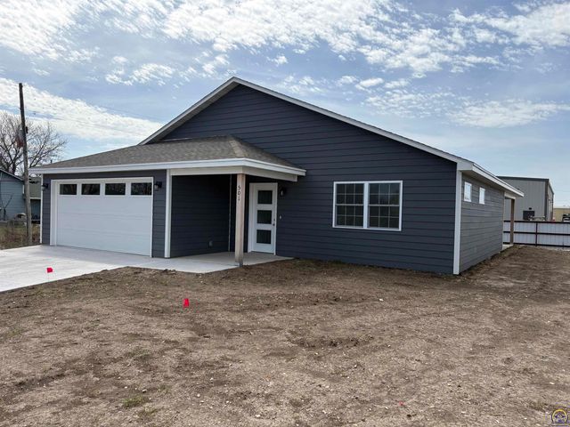 501 Brookston St, Emporia, KS 66801