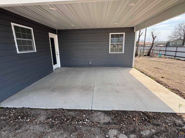 501 Brookston St, Emporia, KS 66801