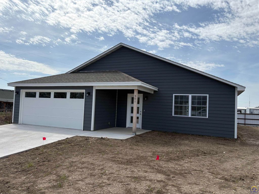 501 Brookston St, Emporia, KS 66801