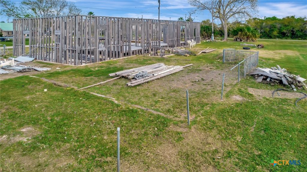 Image 12 of property listing at 814 N 15th Street, Port O'connor, TX 77982