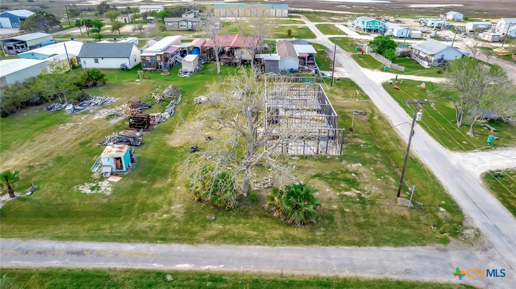 Image 4 of property listing at 814 N 15th Street, Port O'connor, TX 77982