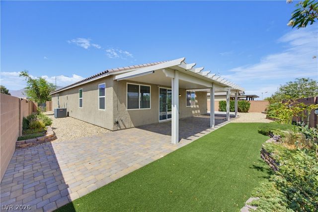 4831 Shady Chestnut Court, Las Vegas, NV 89131