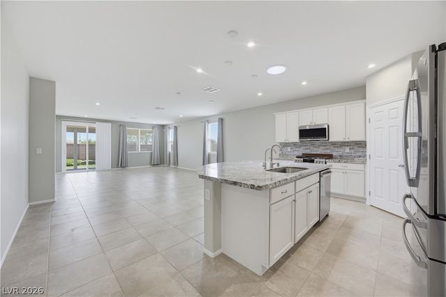4831 Shady Chestnut Court, Las Vegas, NV 89131