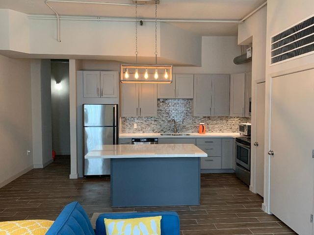 705 Main Street 405, Houston, TX 77002