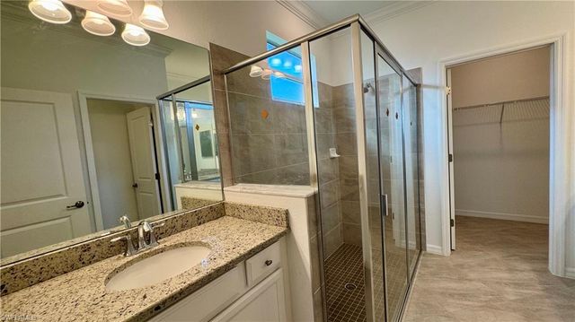 2066 Tamarron LN, Naples, FL 34120