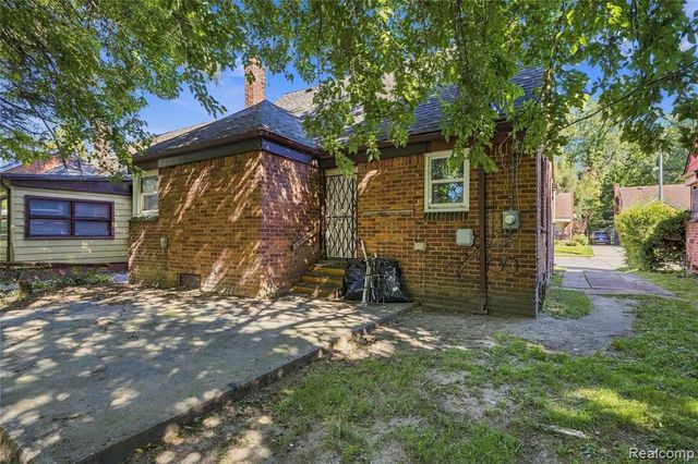 18523 Kentfield Street, Detroit, MI 48219