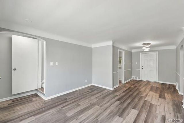 18523 Kentfield Street, Detroit, MI 48219