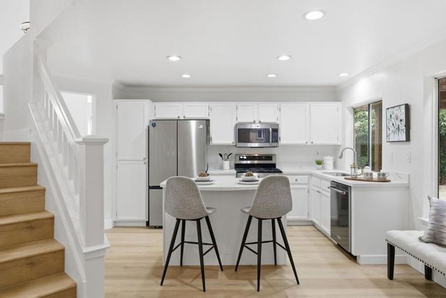 1242 Wagon Way, Gilroy, CA 95020