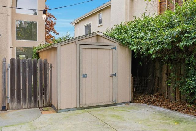 1242 Wagon Way, Gilroy, CA 95020