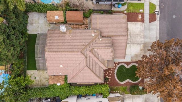 1242 Wagon Way, Gilroy, CA 95020