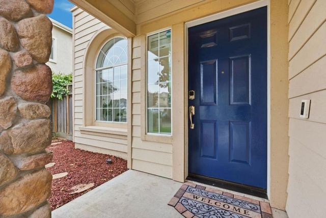 1242 Wagon Way, Gilroy, CA 95020