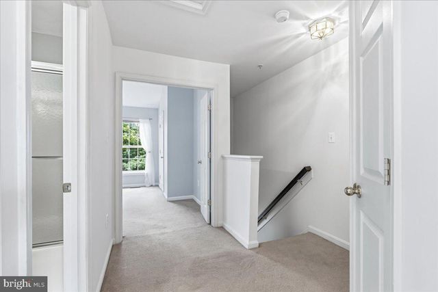 1943 CROSSING STONE CT, Frederick, MD 21702