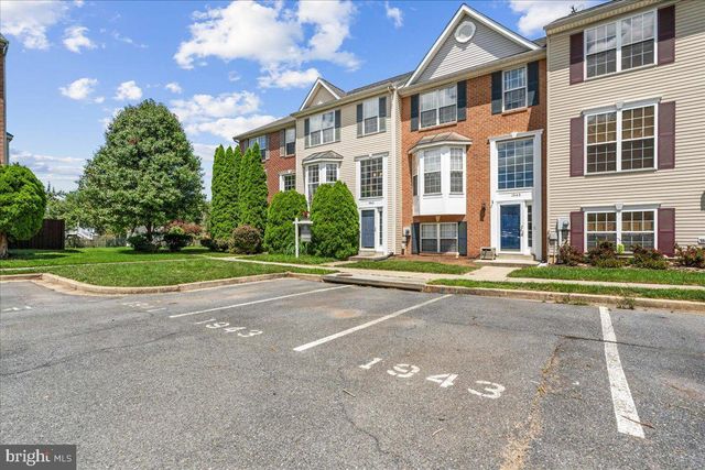 1943 CROSSING STONE CT, Frederick, MD 21702