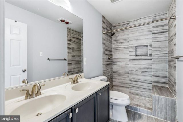 1943 CROSSING STONE CT, Frederick, MD 21702