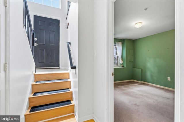 1943 CROSSING STONE CT, Frederick, MD 21702