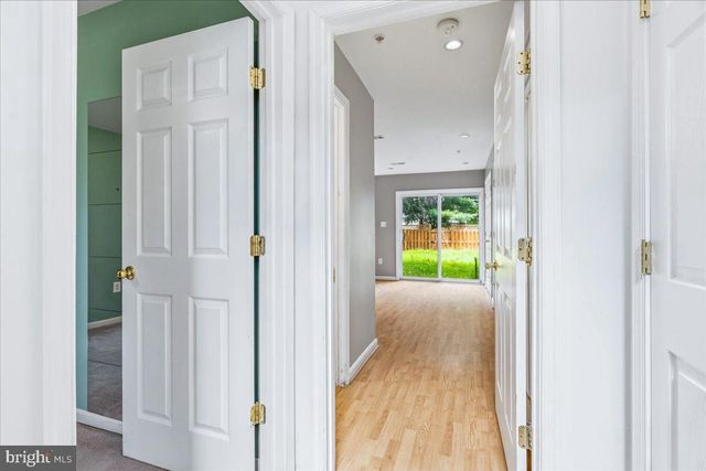 1943 CROSSING STONE CT, Frederick, MD 21702