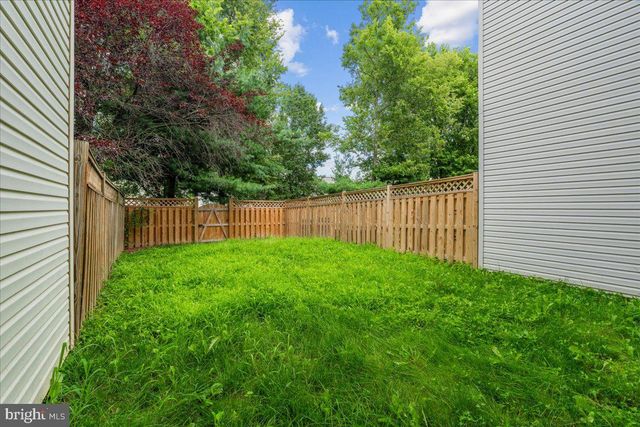 1943 CROSSING STONE CT, Frederick, MD 21702