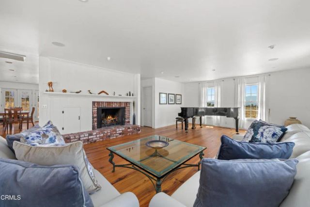 3030 Calle Bonita, Santa Ynez, CA 93460