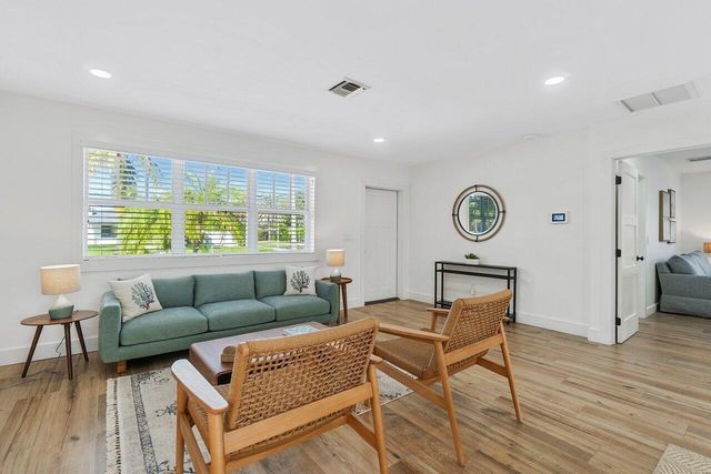 300 Lytle Street, West Palm Beach, FL 33405