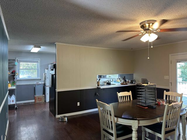 155 LEWTER ROAD RD, Crump, TN 38327