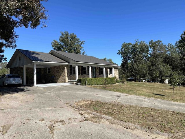 155 LEWTER ROAD RD, Crump, TN 38327