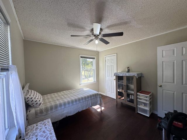 155 LEWTER ROAD RD, Crump, TN 38327