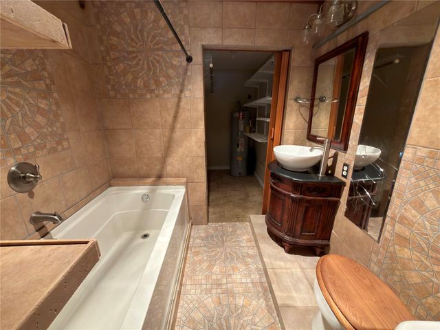 10359 Mcelroy Drive, Keithville, LA 71047