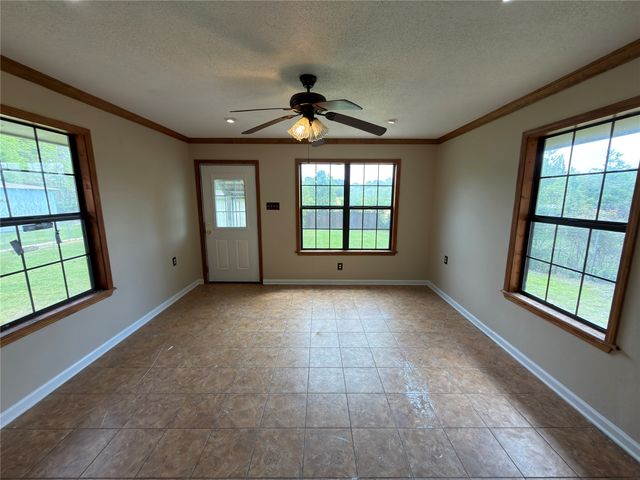 10359 Mcelroy Drive, Keithville, LA 71047