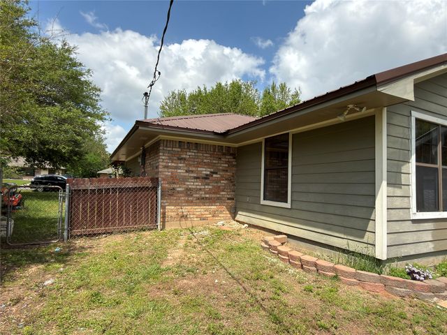 10359 Mcelroy Drive, Keithville, LA 71047