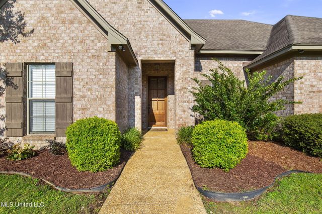 169 Beechwood Circle, Pearl, MS 39208