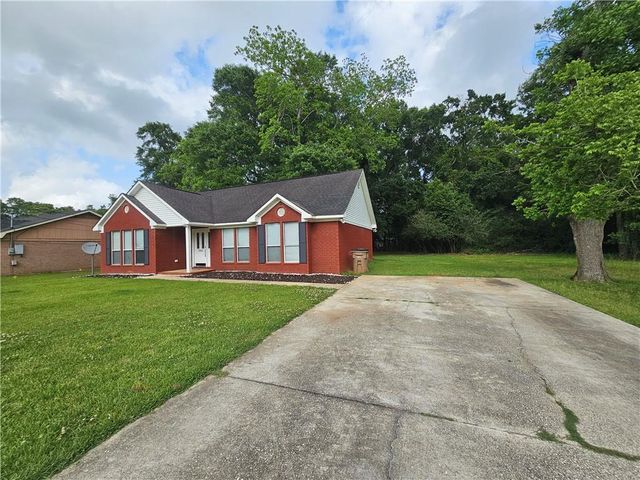 7033 Pecan Grove Avenue, Theodore, AL 36582