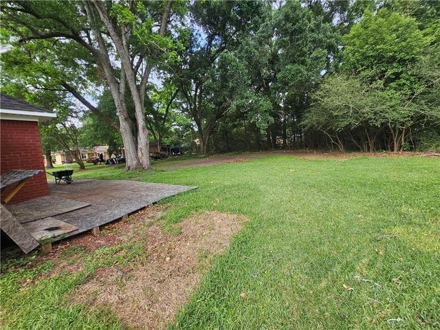 7033 Pecan Grove Avenue, Theodore, AL 36582
